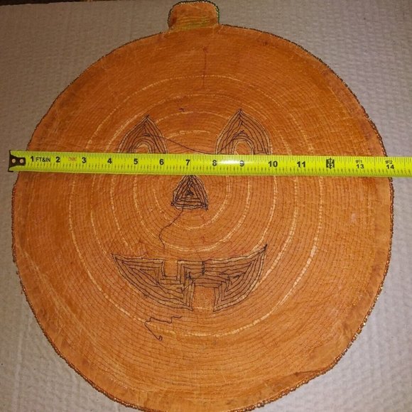 Beaded Pumpkin Placemat Smiling Jack O Lantern Halloween Beaded Decoration Mat - Picture 3 of 3